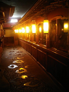 6-0328-2.jpg